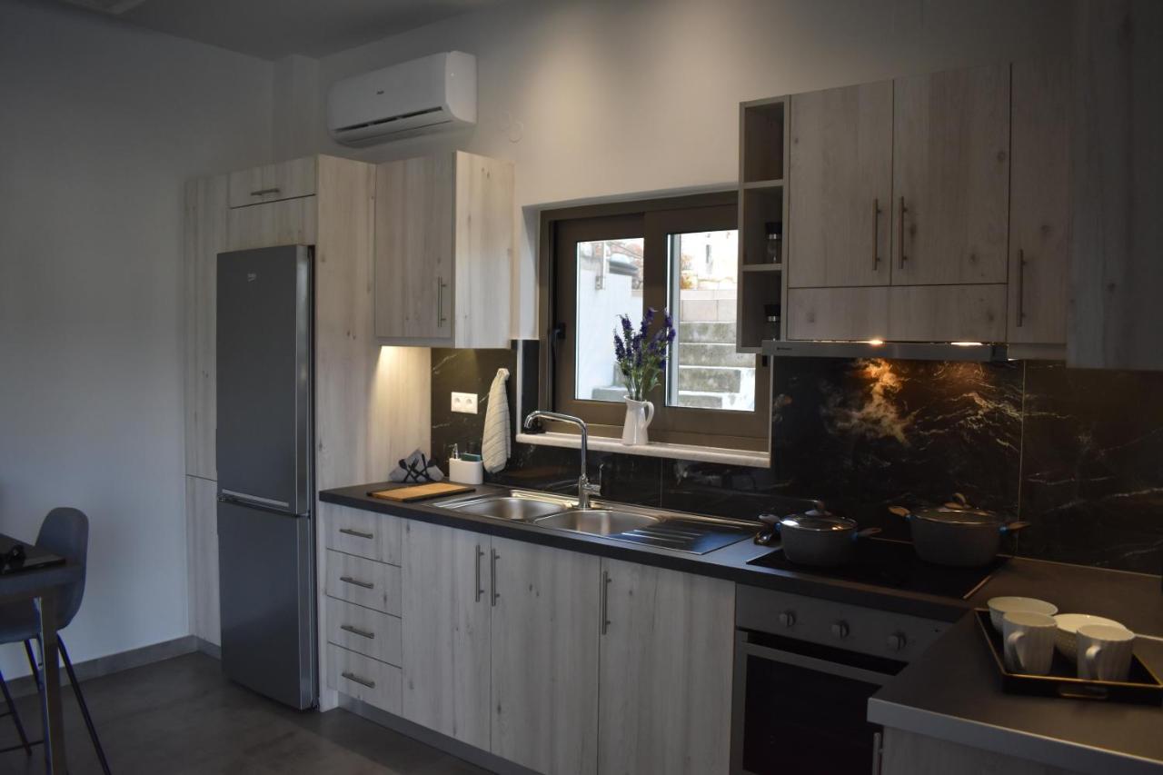 Athina'S Cozy House Apartment Sfakianalion Екстериор снимка